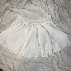 Lululemon court rival skirt